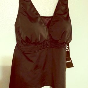 Black slimming Tankini top with adjustable straps